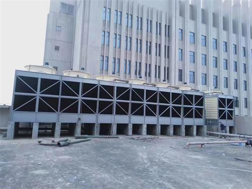冷卻塔:但其主要是依靠電力來驅動風扇,冷卻塔主要構成